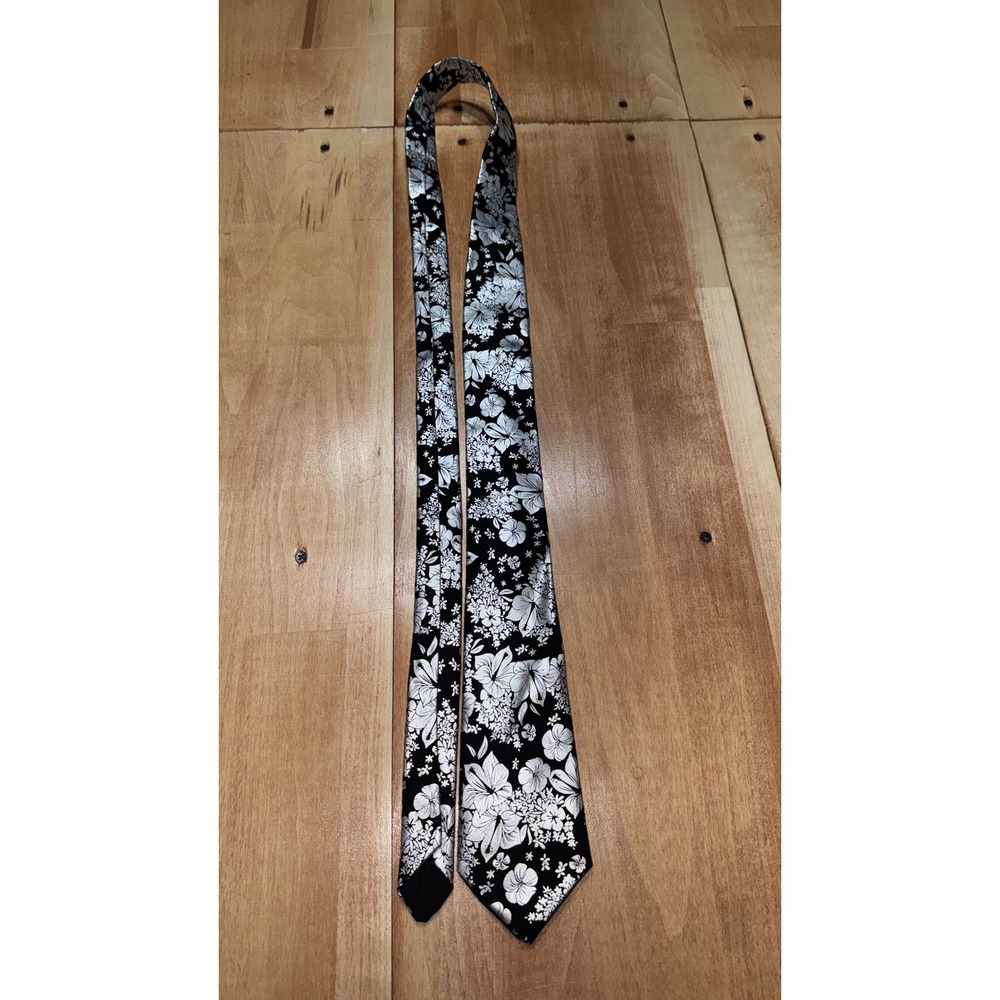Mens Silver Floral Hibiscus Necktie Black Metallic Tropical Botanical Silk-Look